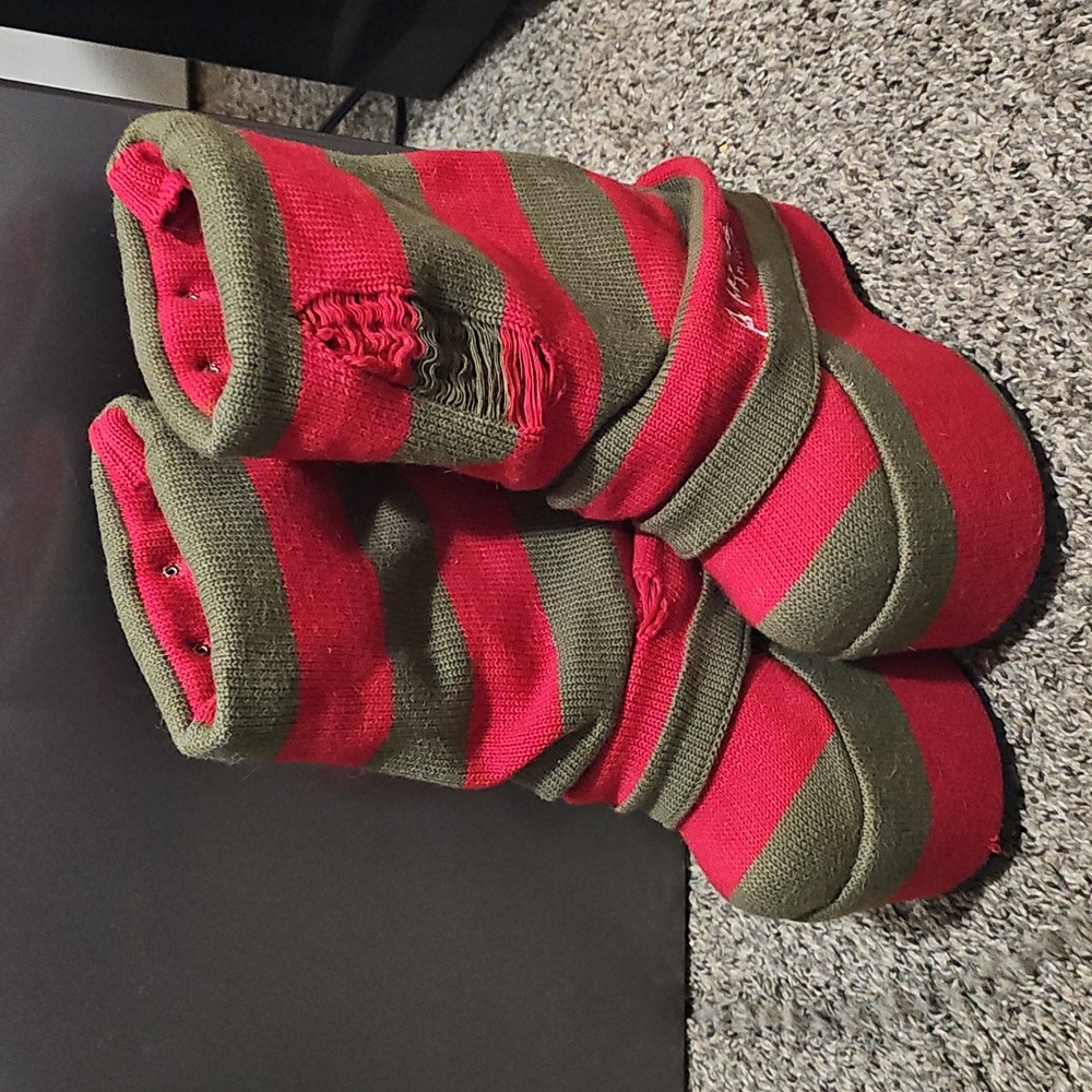 Dolls Kill A Nightmare On Elm Street Platform Boots - Picture 6 of 10